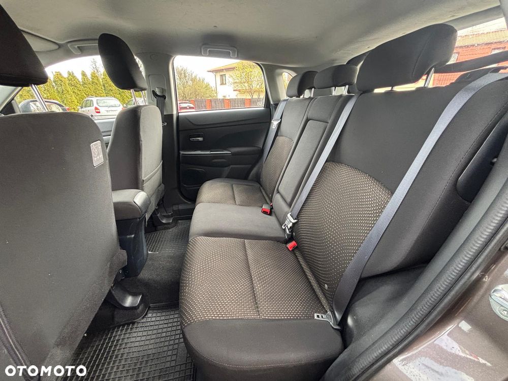 Mitsubishi ASX 1.6 Instyle - 37