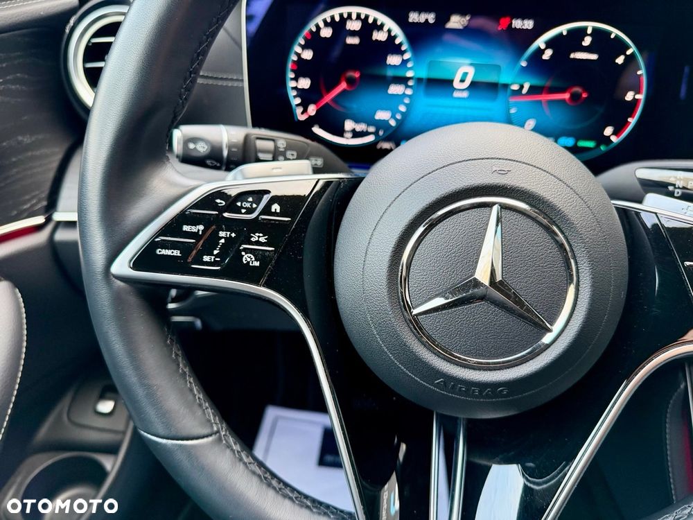 Mercedes-Benz Klasa E 220 d 4Matic 9G-TRONIC Exclusive - 20