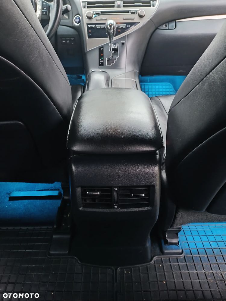 Lexus RX - 35