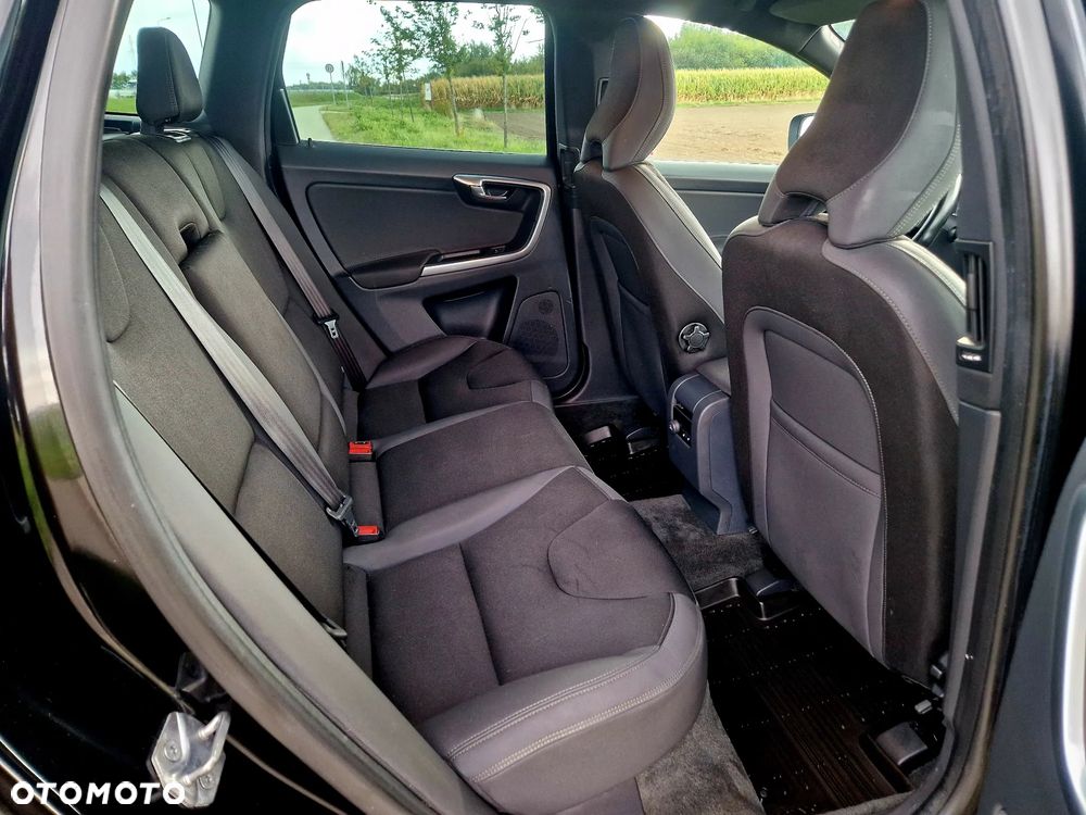 Volvo XC 60 - 21