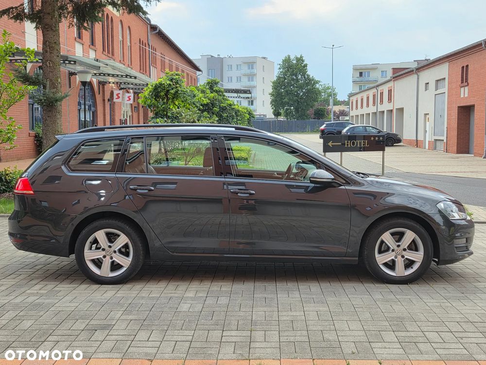 Volkswagen Golf 1.6 TDI BlueMotion Technology Cup - 6