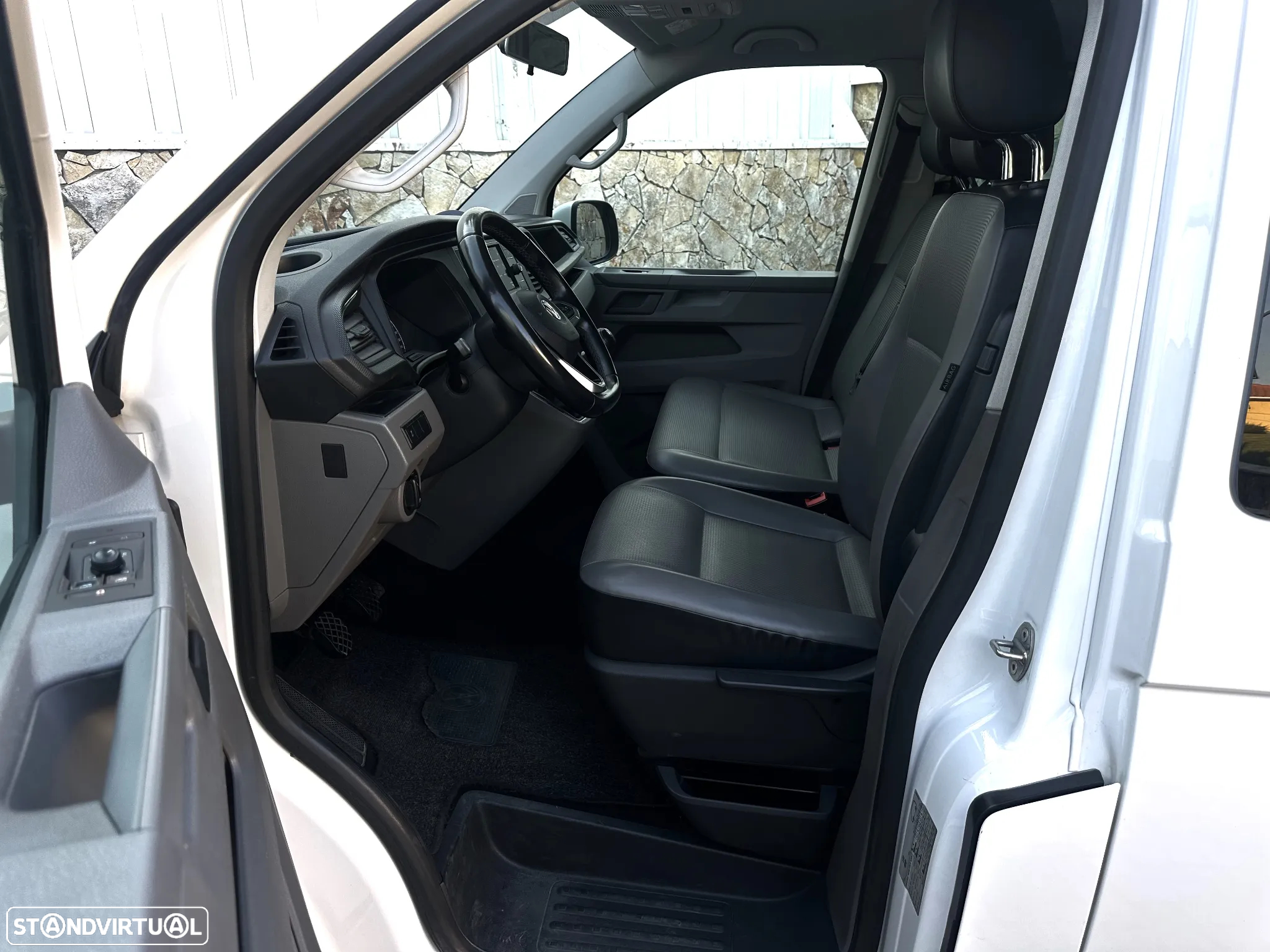VW Caravelle 2.0 TDi BM Longa Comfortline - 8