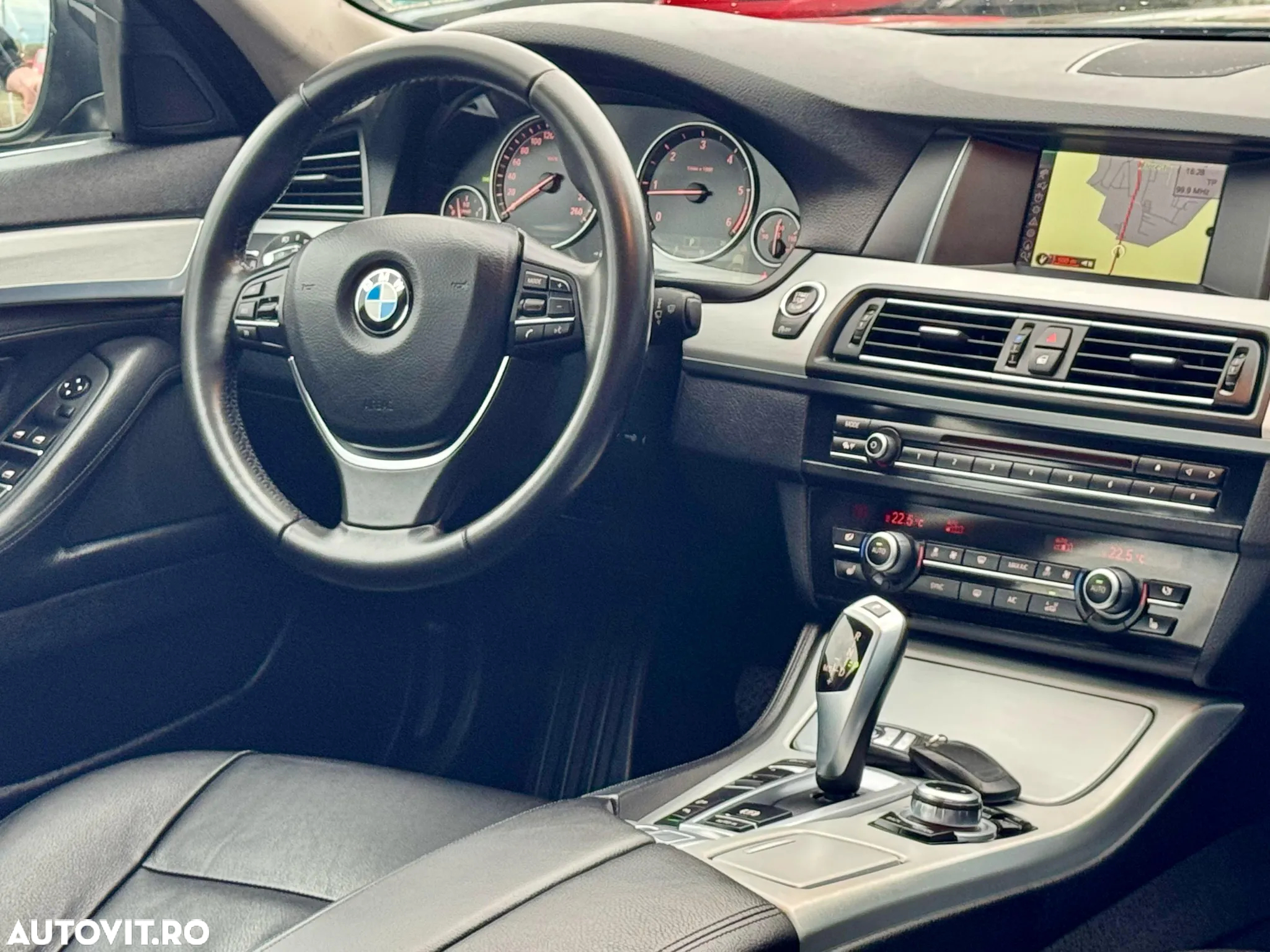 BMW Seria 5 520d Touring Aut. Luxury Line - 5