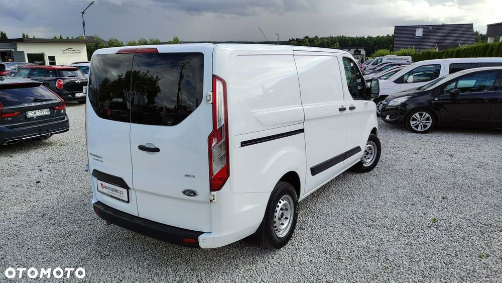 Ford Transit Custom - 16