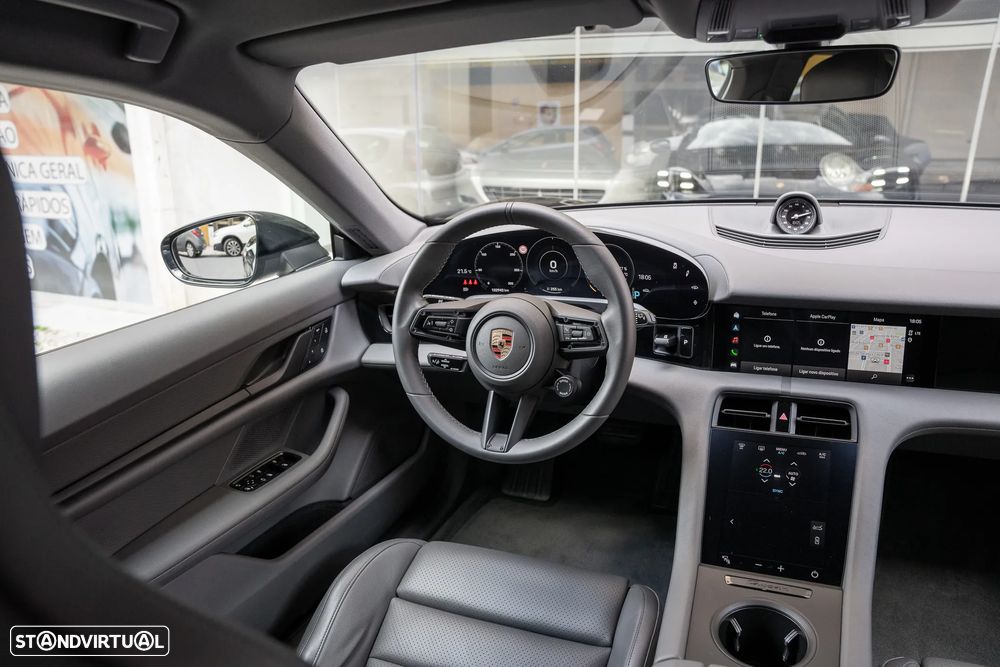 Porsche Taycan Sport Turismo Standard - 13