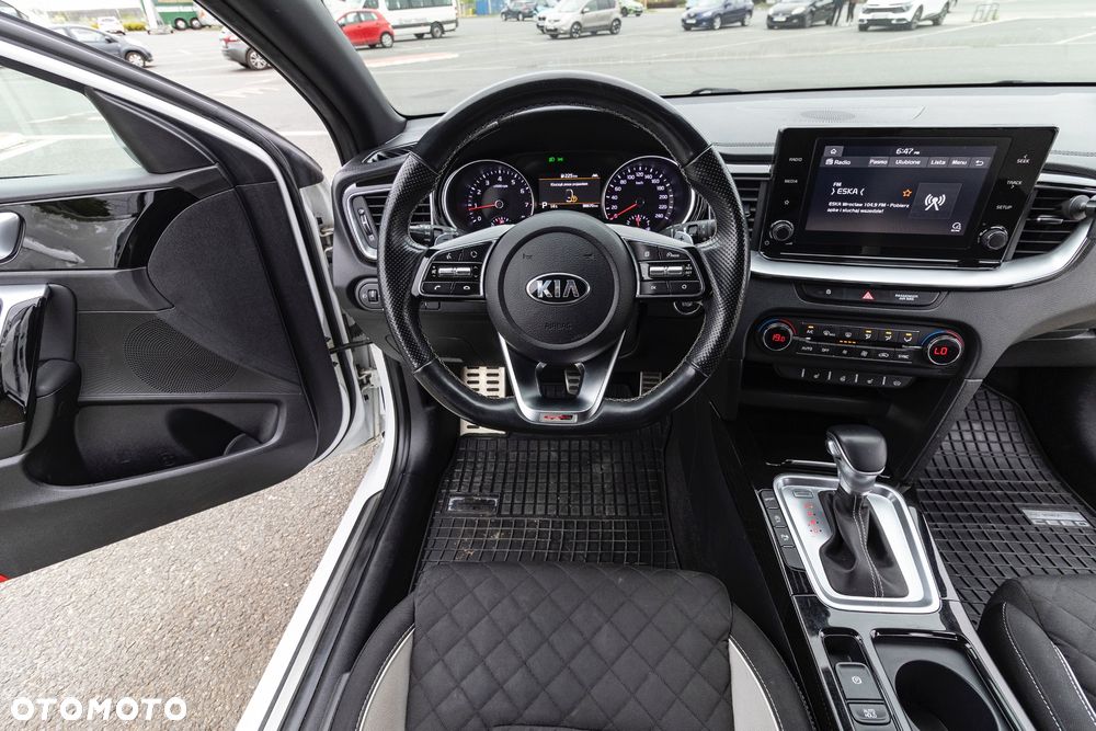 Kia ProCeed - 38