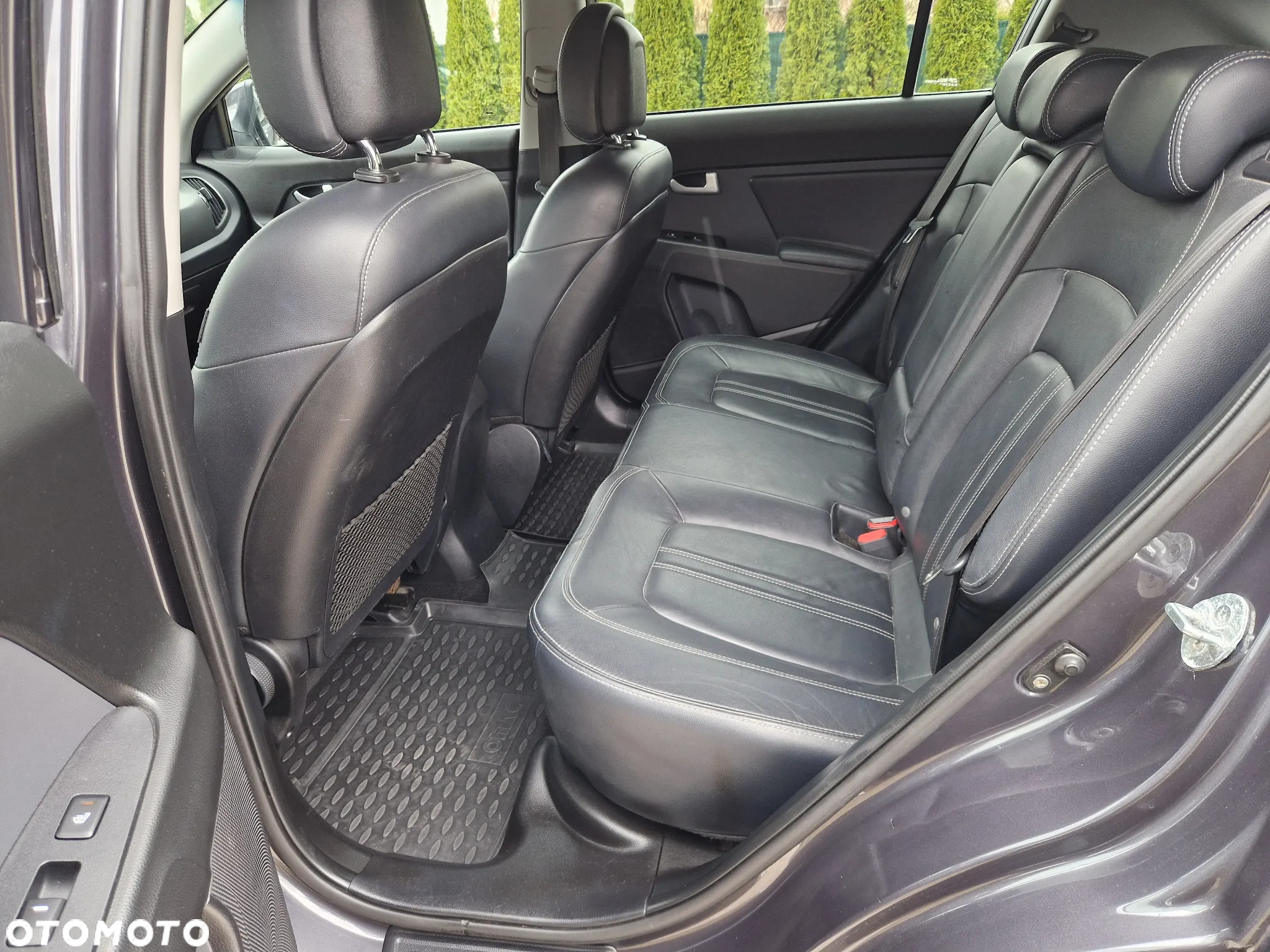 Kia Sportage 2.0 CRDI L AWD - 9