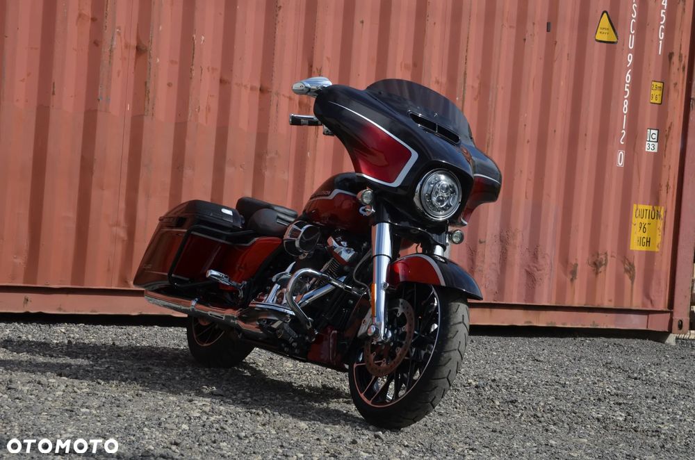 Harley-Davidson Touring Street Glide - 5