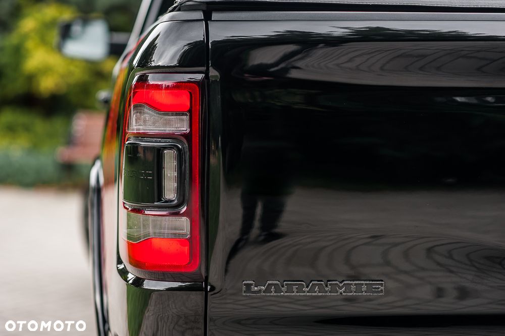 Dodge RAM 5.7 4x4 - 12