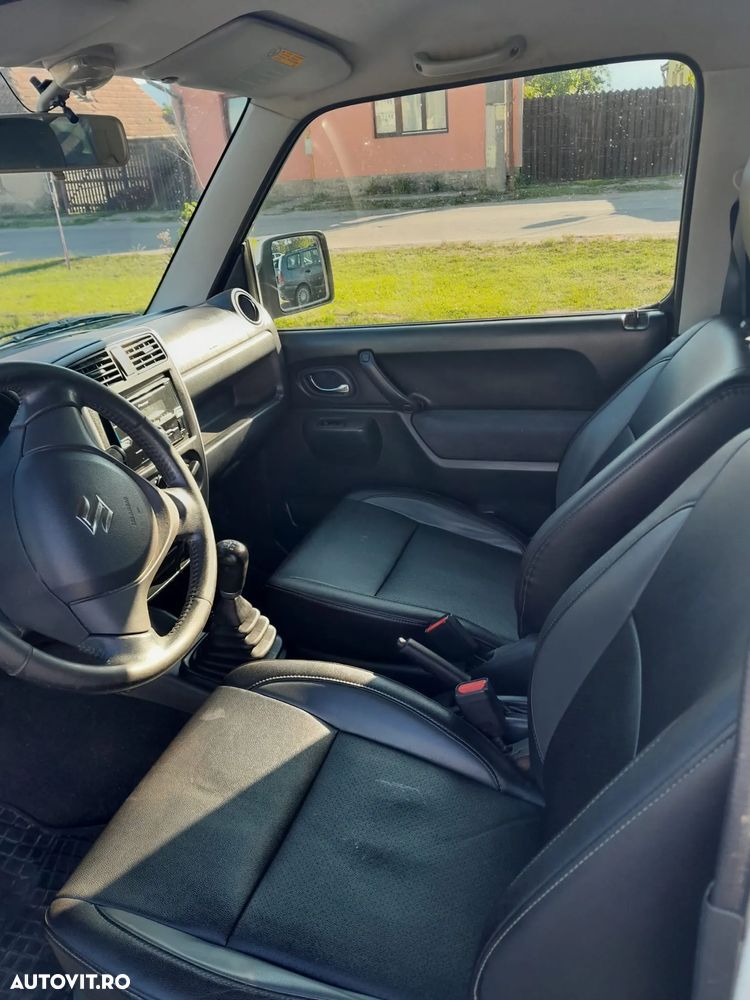 Suzuki Jimny 1.3 Style - 6