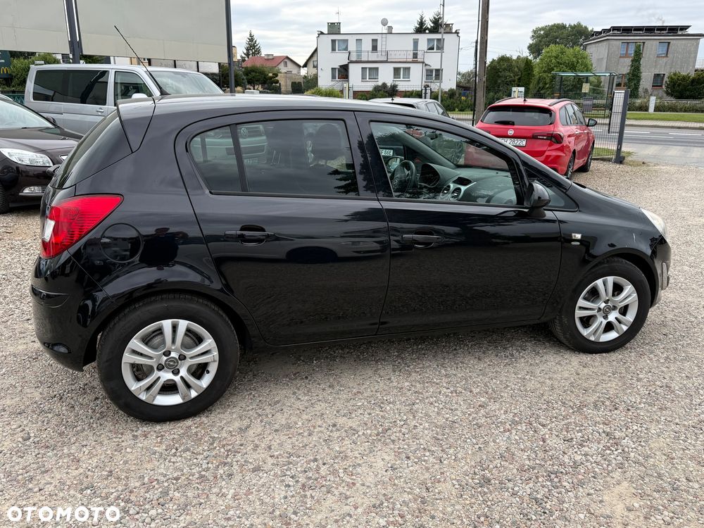 Opel Corsa 1.4 16V Satellite - 6