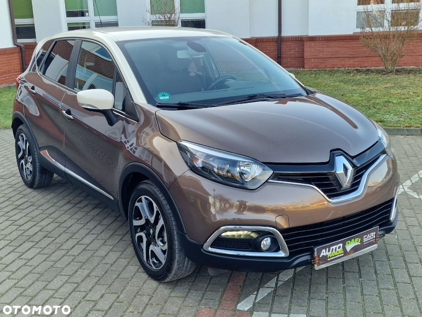 Renault Captur - 37