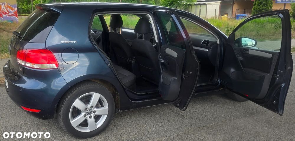 Volkswagen Golf 1.6 TDI DPF Team - 14