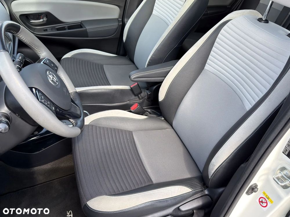 Toyota Yaris 1.5 VVT-i Selection - 21