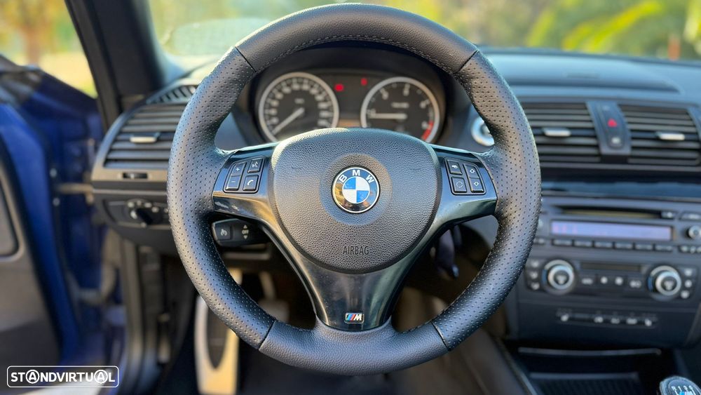 BMW 120 d Limited Edition Lifestyle c/ M Sport Pack - 24