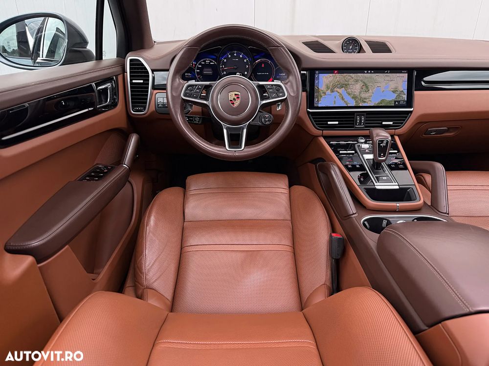 Porsche Cayenne Standard - 21