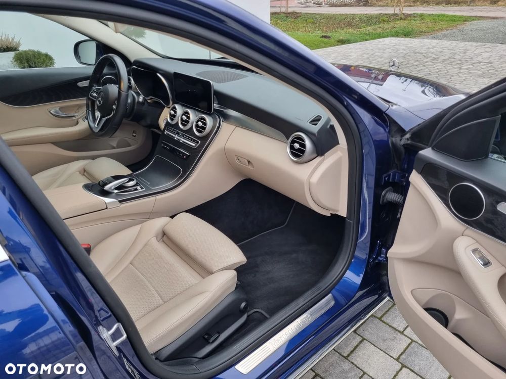 Mercedes-Benz Klasa C 220 d 9G-TRONIC Exclusive - 22