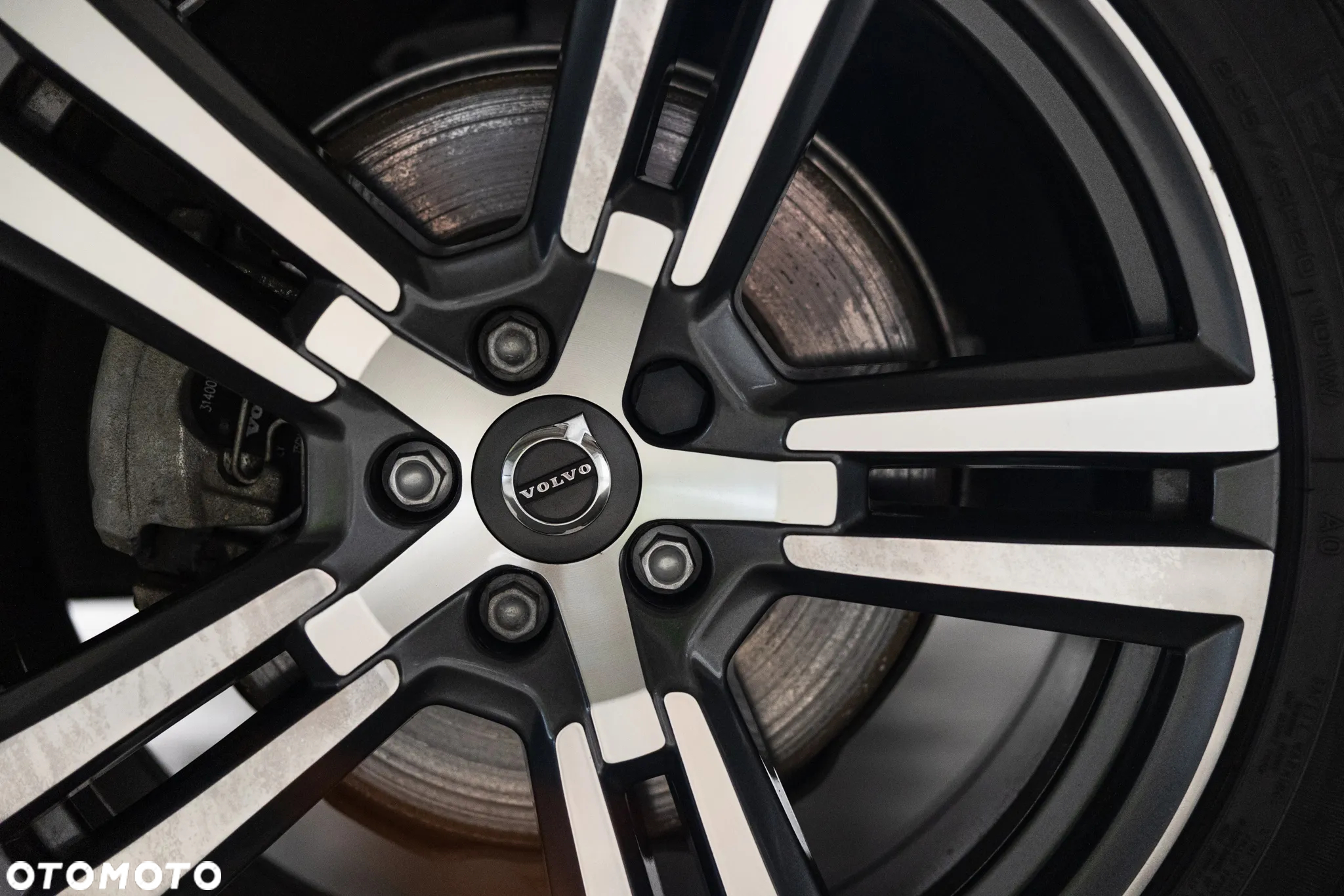 Volvo XC 60 B5 B AWD Ultimate Black Edition - 34