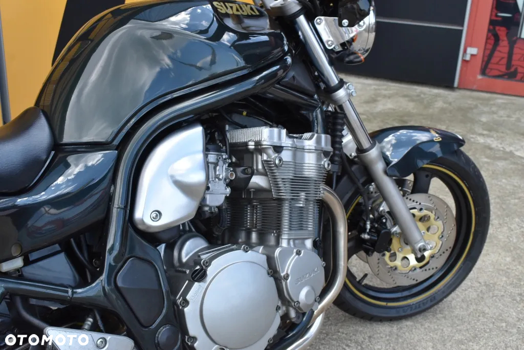 Suzuki Bandit - 25