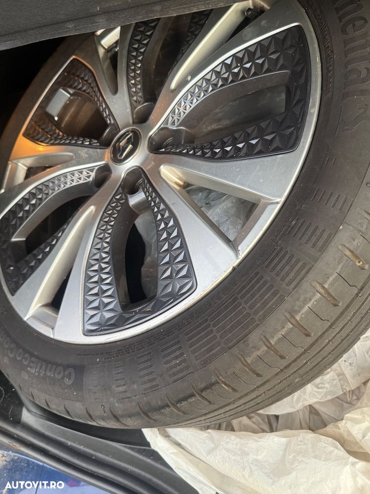 Renault Grand Scenic - 8