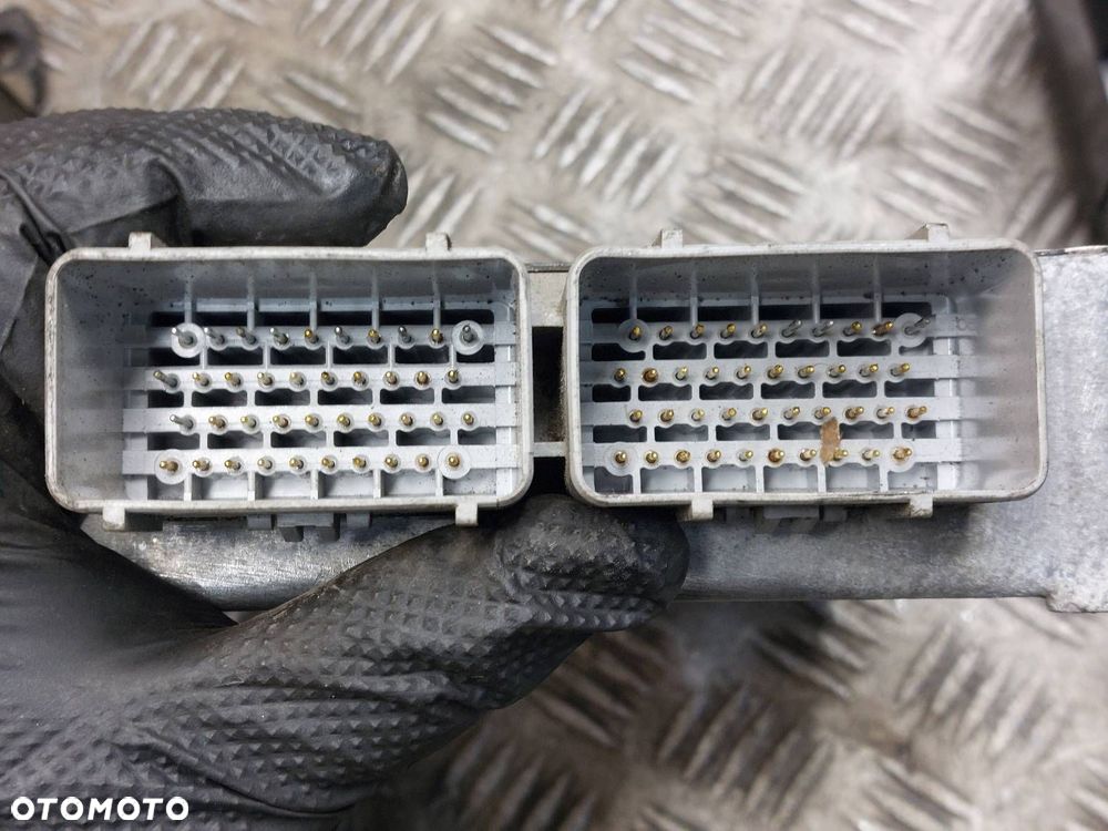 ZESTAW STARTOWY CHRYSLER VOYAGER III 2.4 16V P04727269AB 04868093AA - 3