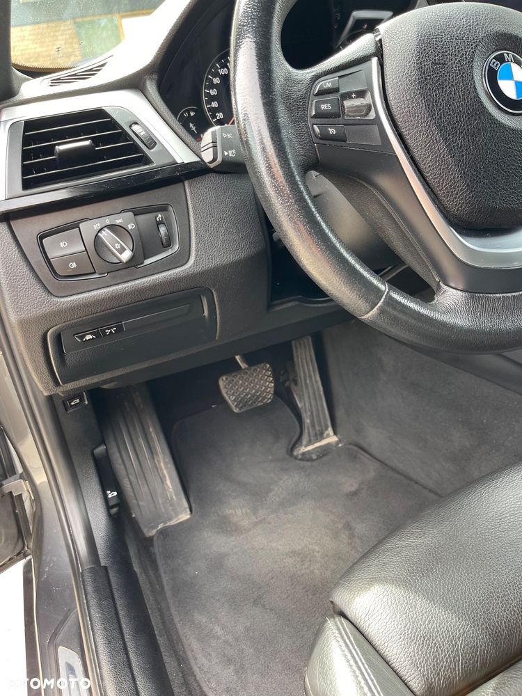 BMW Seria 3 318d Luxury Line - 7