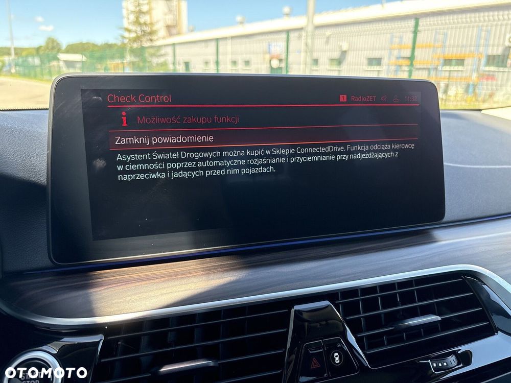 BMW Seria 5 520d mHEV - 33