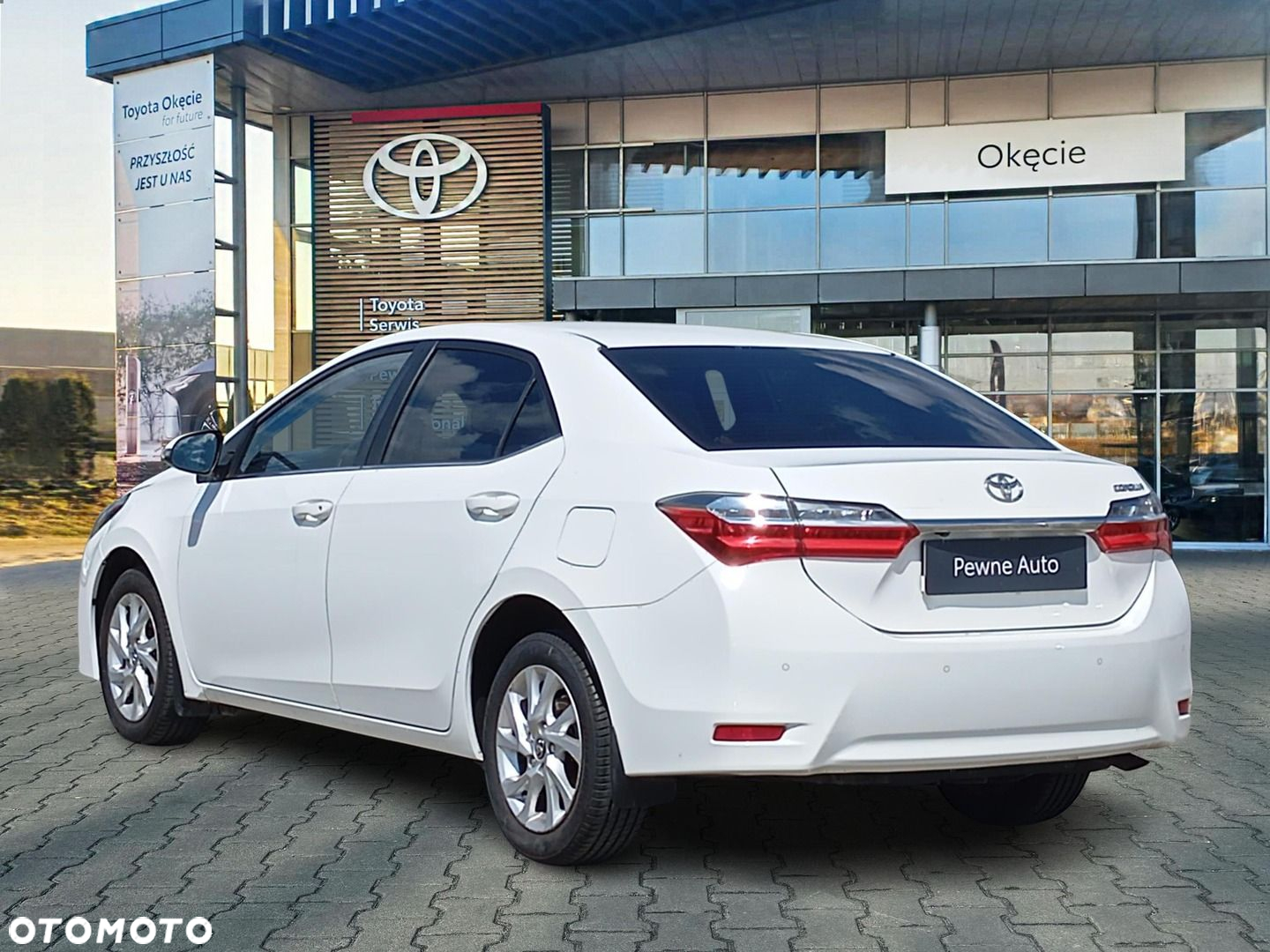 Toyota Corolla - 4