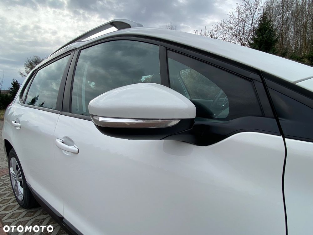 Peugeot 2008 1.2 Pure Tech Active - 18