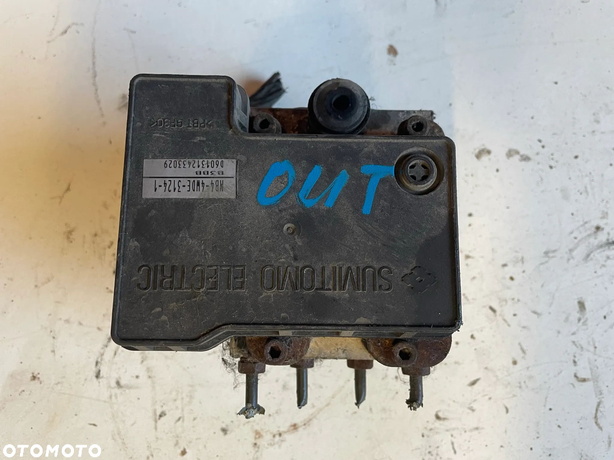 MITSUBISHI OUTLANDER I 03-06 POMPA HAMULCOWA ABS - 1