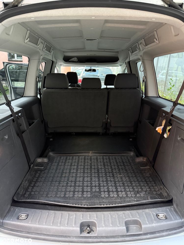 Volkswagen Caddy Maxi Comfortline 4Motion DSG - 2