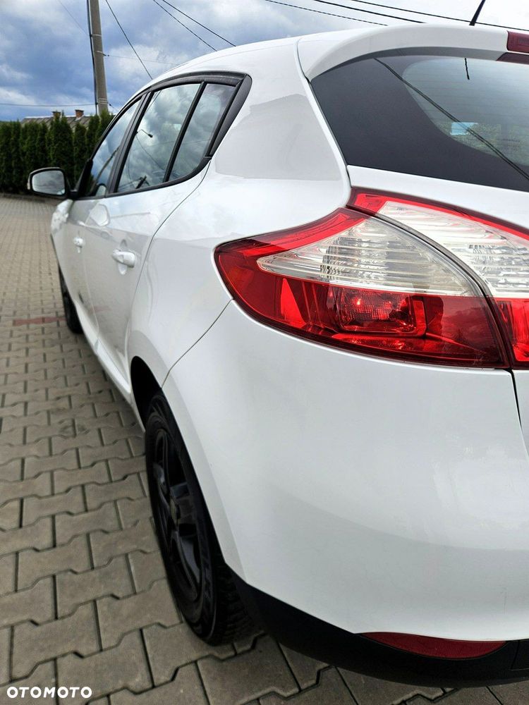 Renault Megane 1.6 16V 100 Authentique - 17
