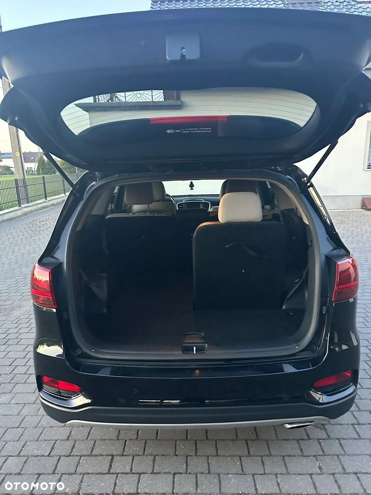 Kia Sorento - 12