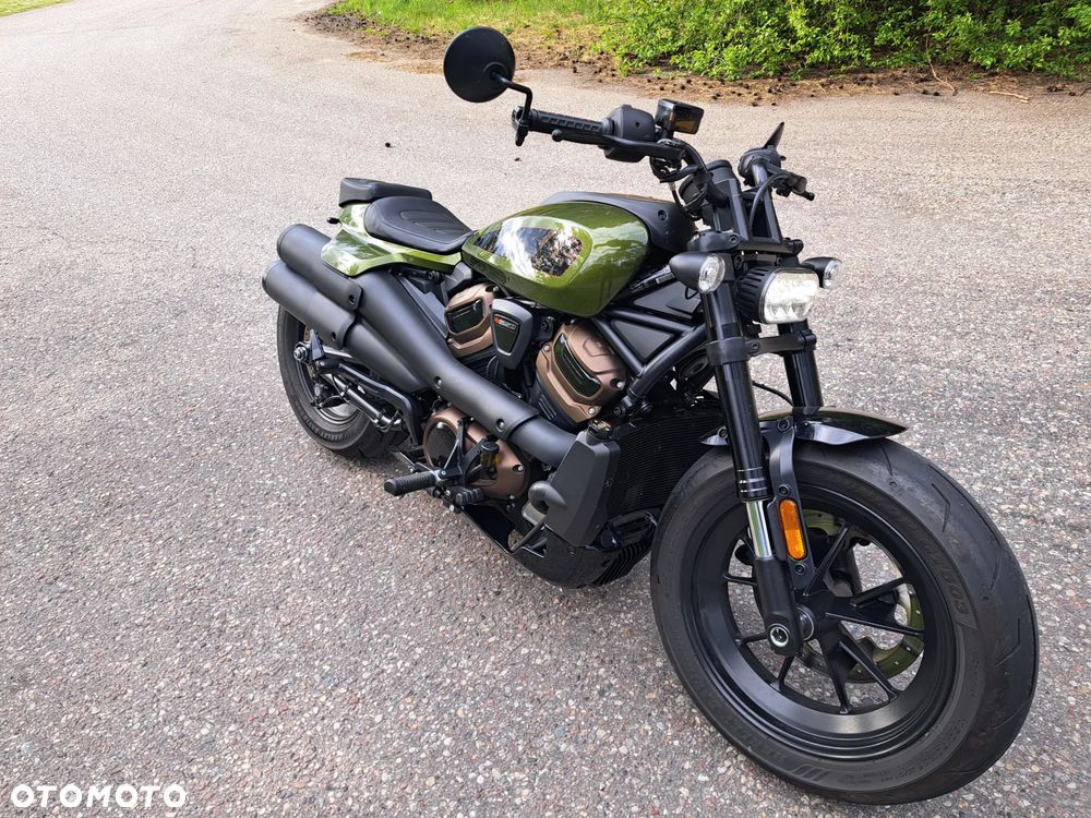 Harley-Davidson Sportster - 1