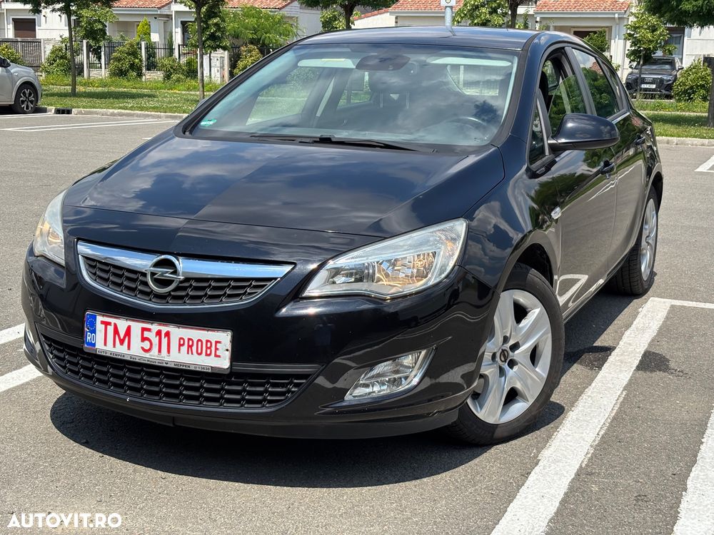 Opel Astra 1.7 CDTi Cosmo - 17