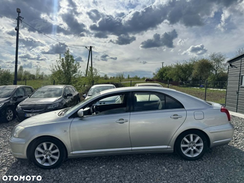 Toyota Avensis 1.8 VVT-i Sol Premium - 8