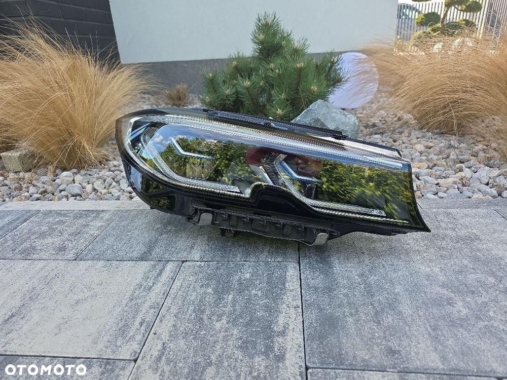 BMW 3 G20 G21 Lampa prawa przód Full Led Laser 5A1DB54-01 Srebna - 1