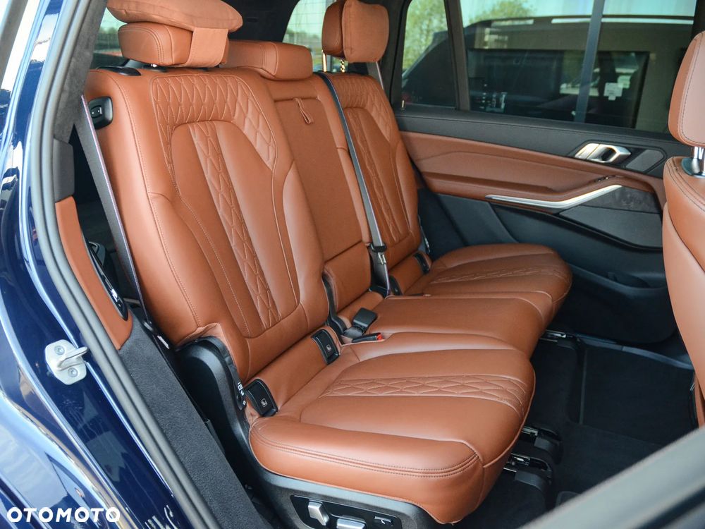 BMW X7 xDrive40i mHEV M Sport sport - 36