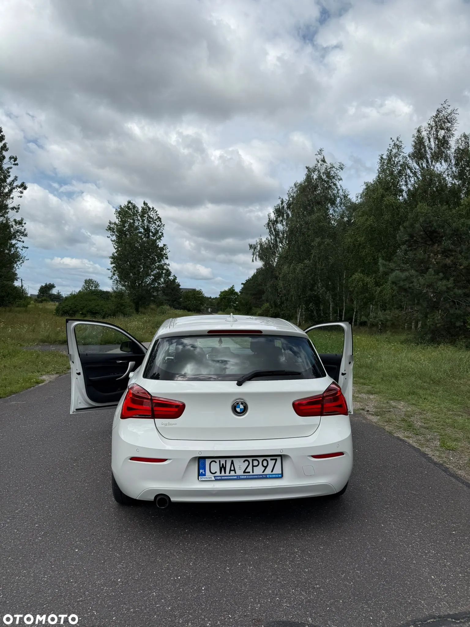 BMW Seria 1 116i - 20