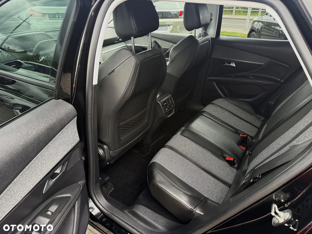 Peugeot 3008 BlueHDi 130 Stop & Start Allure Business-Paket - 9