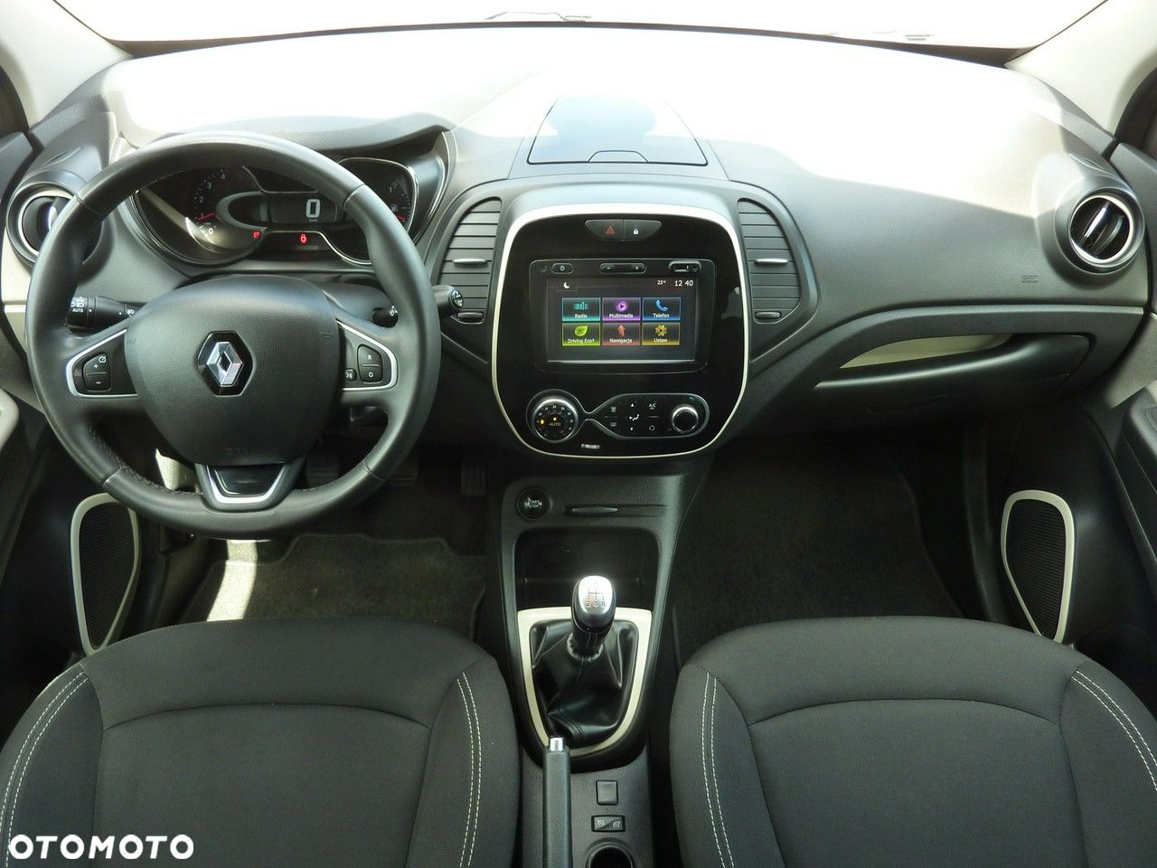 Renault Captur - 17