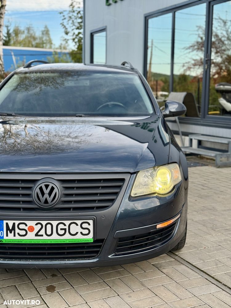 Volkswagen Passat Variant 2.0 TDI Highline - 16
