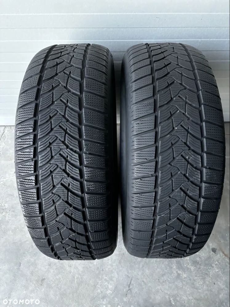 Opony zimowe Dunlop Winter Sport 5 - 235/60R18 107H - 2 sztuki