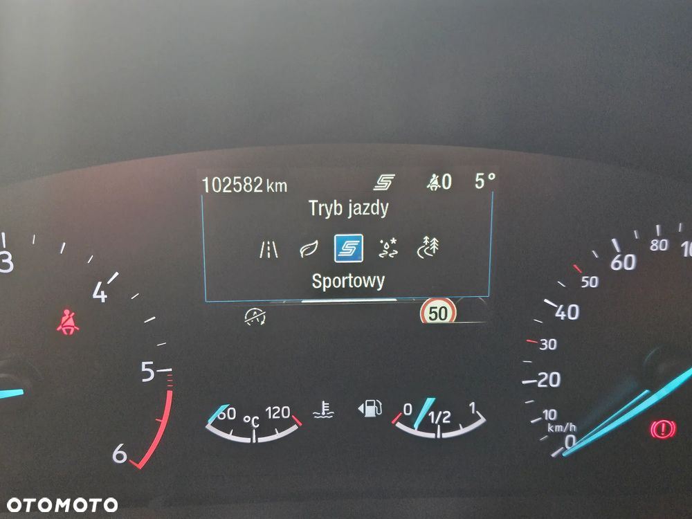 Ford Focus 1.5 EcoBlue Start-Stopp-System ACTIVE - 18