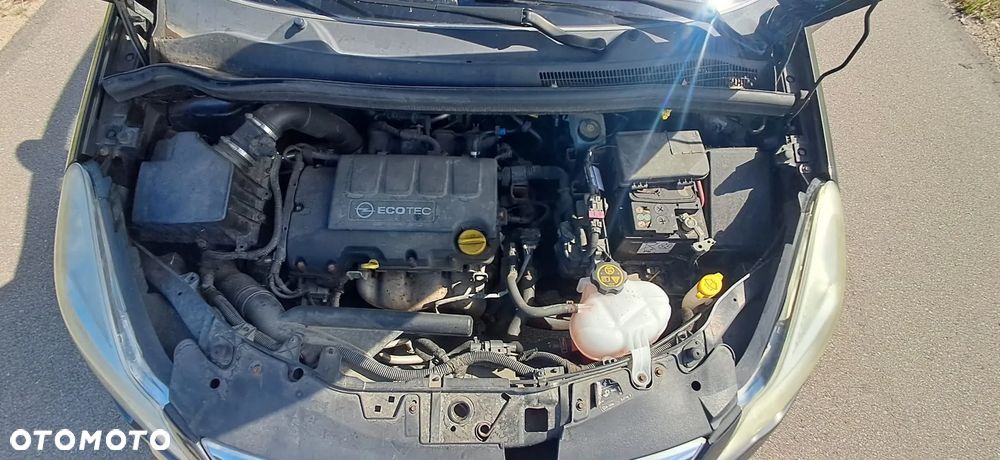 Opel Corsa - 8