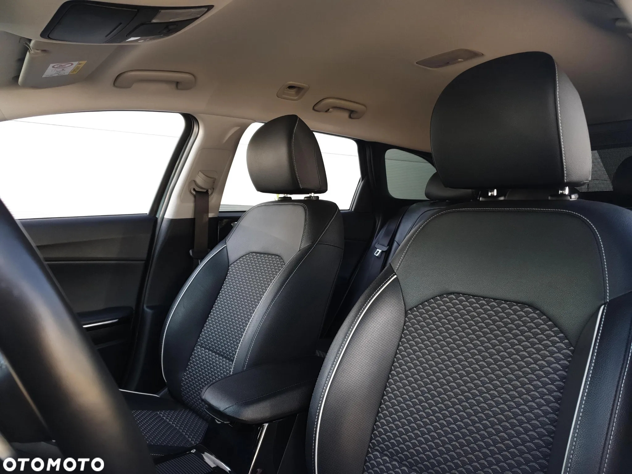 Kia Ceed 1.5 T-GDI L DCT - 11