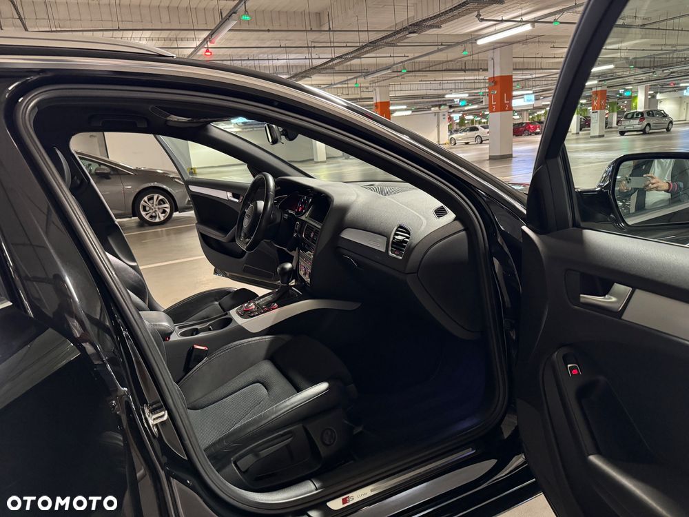 Audi A4 ver-2-0-tdi-dpf-clean-diesel-quattro-s-tronic-s-line-sportpaket - 24