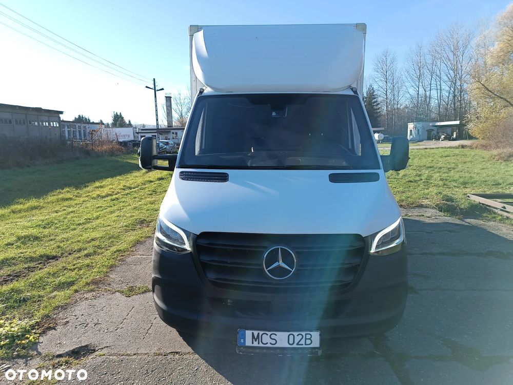 Mercedes-Benz Sprinter KONTENER+ winda ZEPRO (750kg) 2.0 diesel 170kM automat rok 2021.12 WEBASTO, OGRZEWANY KONTENER, SUPER STAN, BEZ RDZY!!! - 2