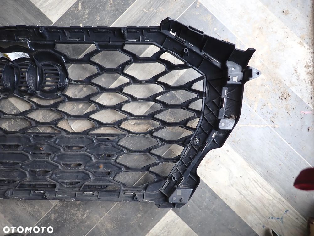 AUDI Q3 S-LINE LIFT GRILL 83F853651A - 8