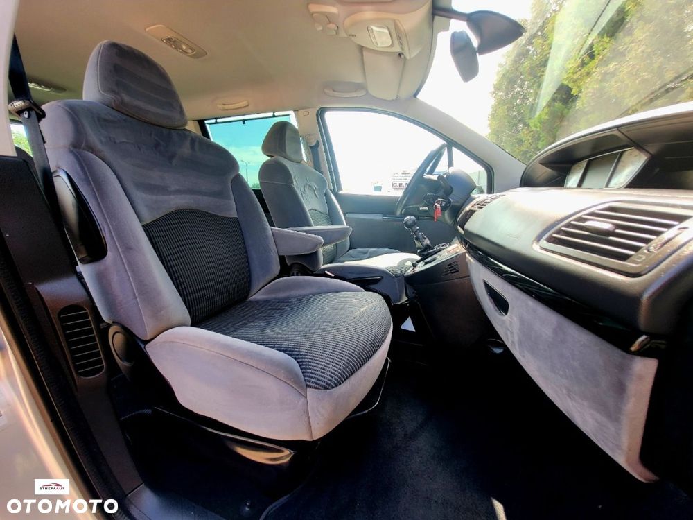 Citroën C8 - 7